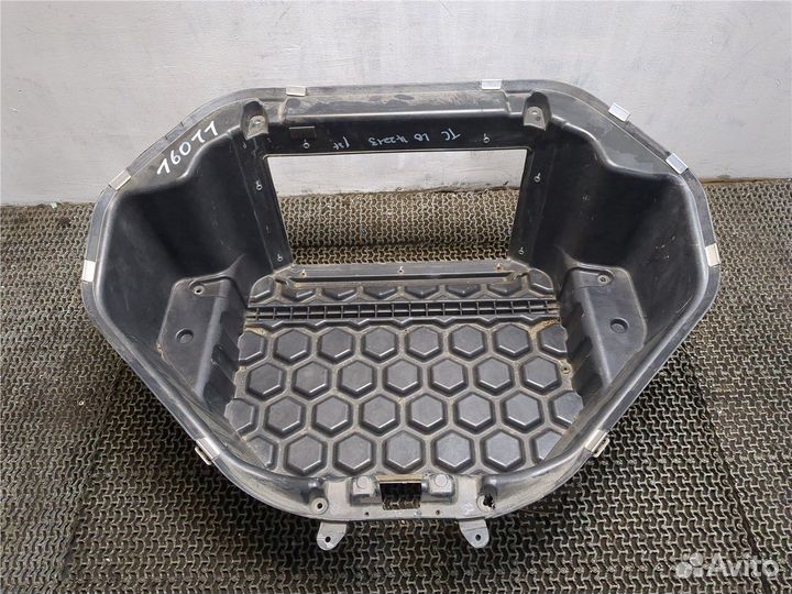 Обшивка пространства багажника Tesla Model S, 2013