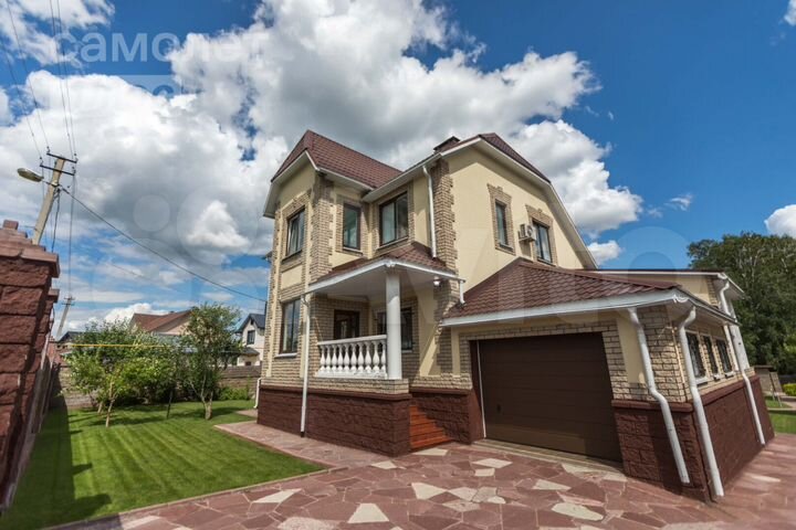 Дом 280 м² на участке 15,8 сот.