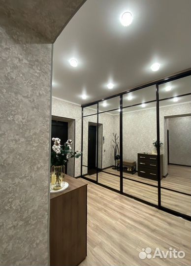 Шкаф купе зеркальный