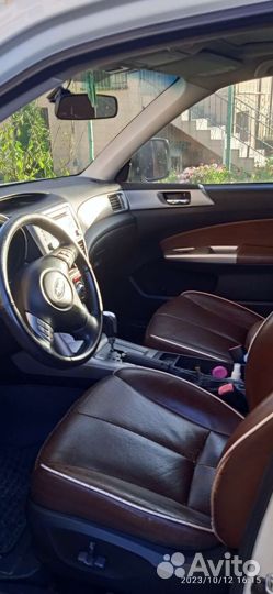 Subaru Forester 2.0 AT, 2009, битый, 346 000 км
