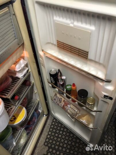 Холодильник ЗИЛ москва ретро