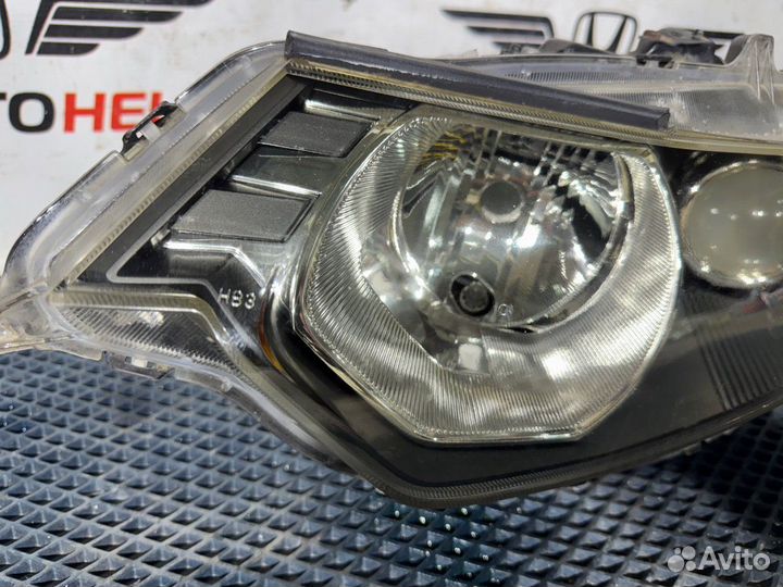 Фара ксеноновая левая Honda Accord CU1 CU2 CW1 CW2