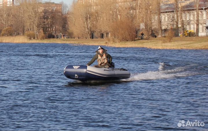 Лодка Флагман 360U