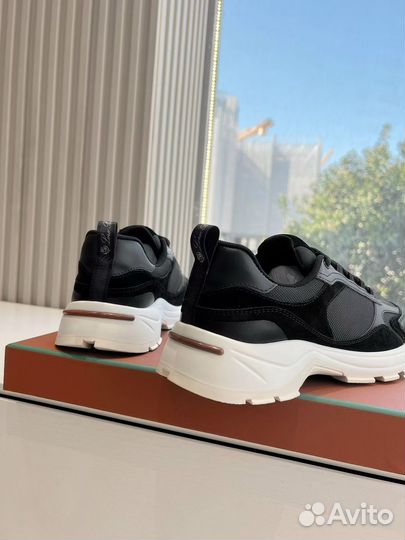 Кроссовки женские Loro piana