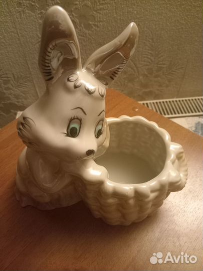 Конфетница Зайчик