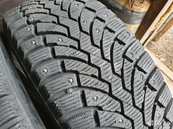 Pirelli Formula Ice 215/60 R17