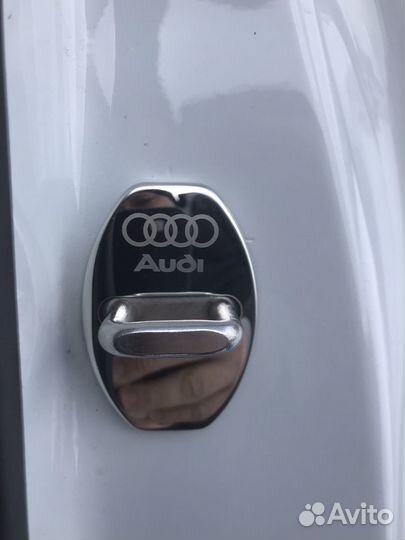 Накладки на петли замков дверей для Audi