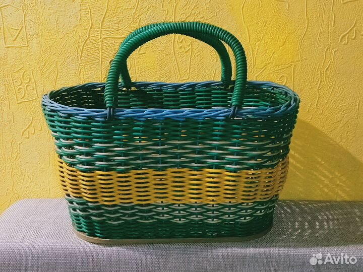 Корзина для пикника ягод грибов СССР