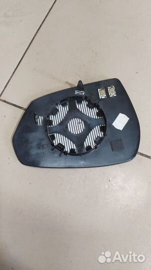 Зеркальный элемент правый Chevrolet Cobalt