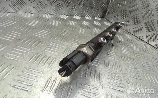 Топливная рампа дизельная citroen C4 2 (OOL10BB01)