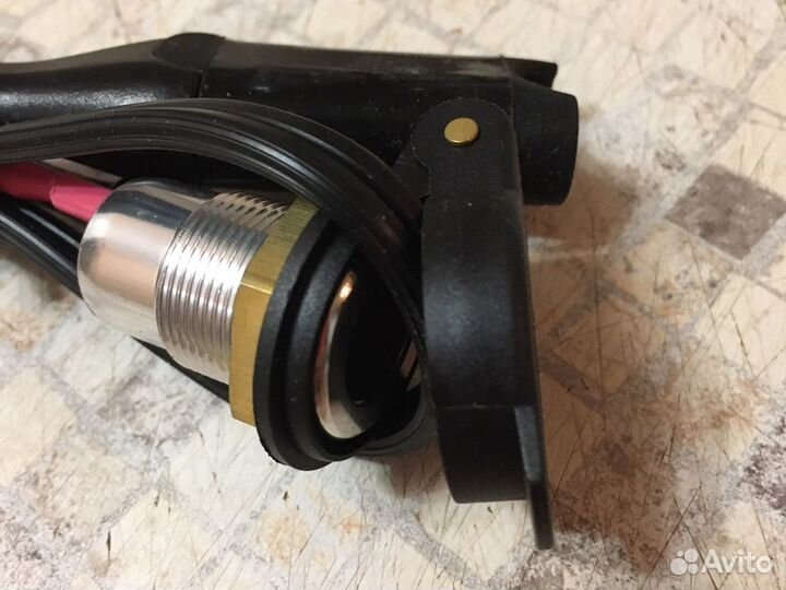 Optimate. Врезной влагозащищенный разъем