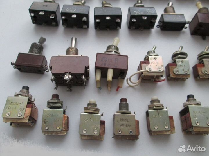 Тумблеры,выкл-вкл,кнопки-37 шт все вместе, СССР
