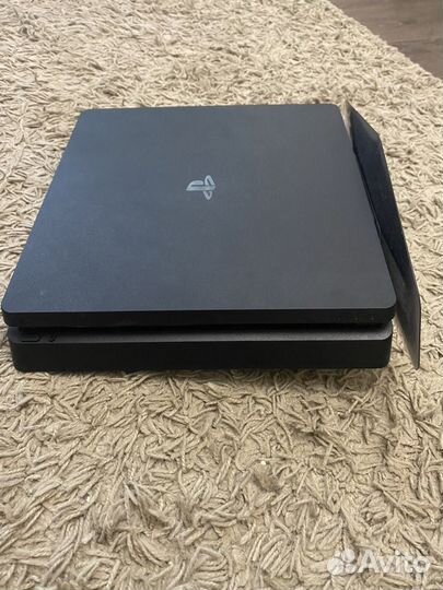 Игровая приставка ps4 slim с играми и зарядкой