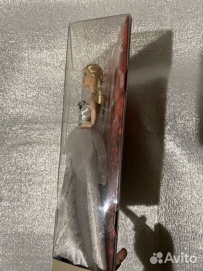 Кукла барби холидэй (holiday) 2021