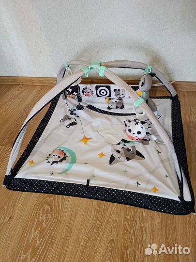 Развивающий коврик tiny love