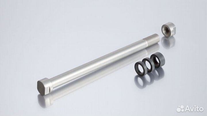 Ось для заднего колеса Tacx E-Thru 10mm