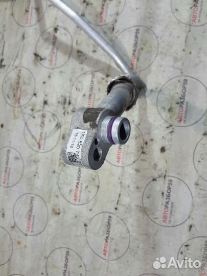 Трубка кондиционера на Skoda Octavia A5