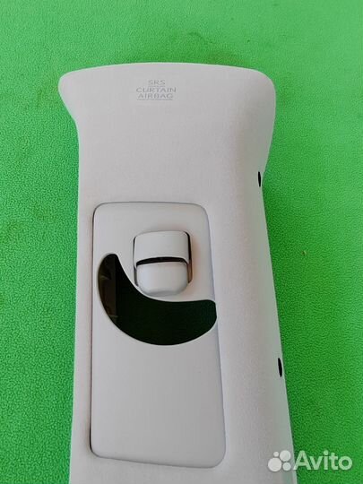 Накладка правая задней стойки toyota cruiser 200