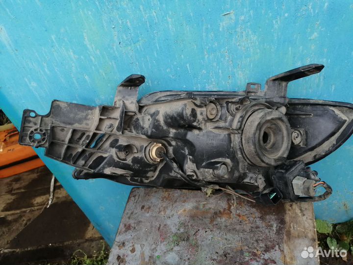 Фары для мицубиси аутлендер