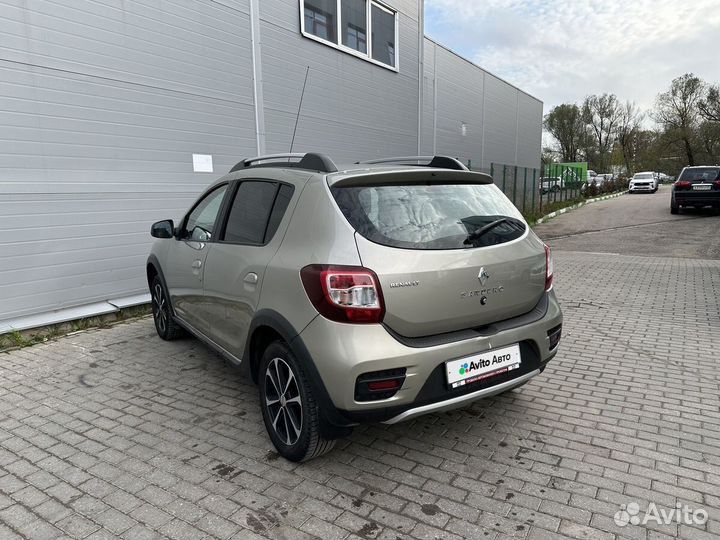 Renault Sandero Stepway 1.6 МТ, 2015, 118 003 км