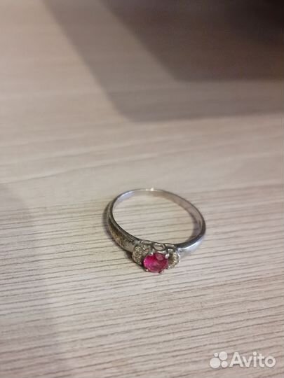 Серебряное кольцо с фианитами