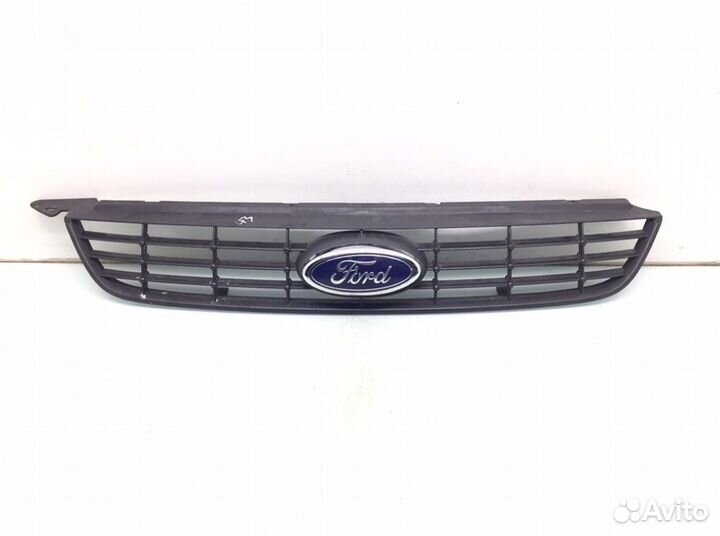 Решетка радиатора 8M518200AF Ford Focus 2 (2004-20
