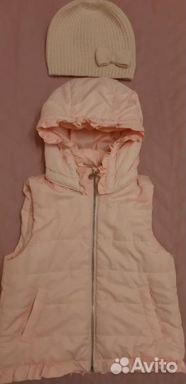 Очаровательный комплект теплых фирменных вещичек