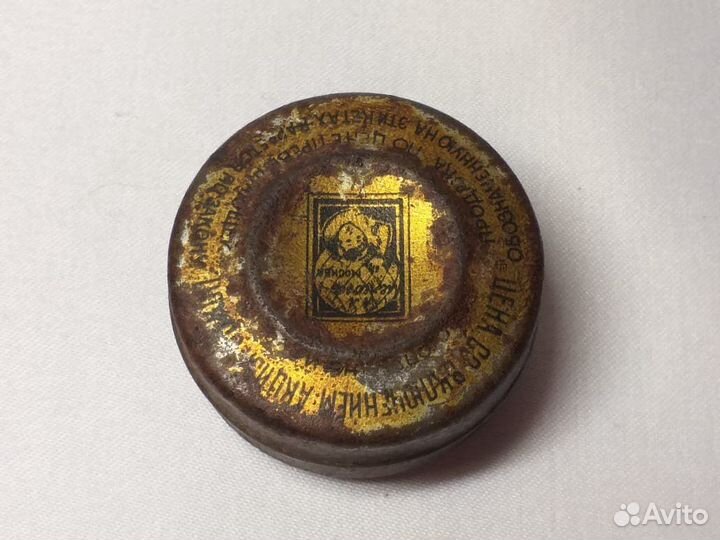 Баночка для пудры.