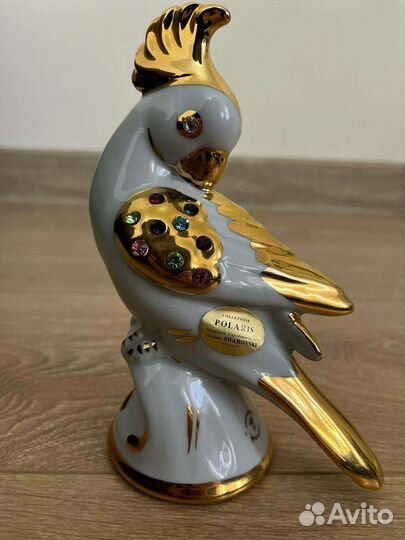 Статуэтка попугай