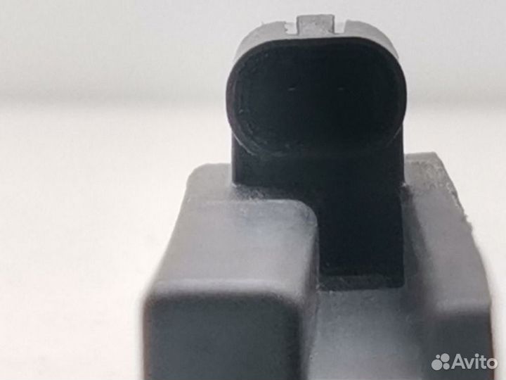 Антенна Land Rover Discovery 4 2.7 2012