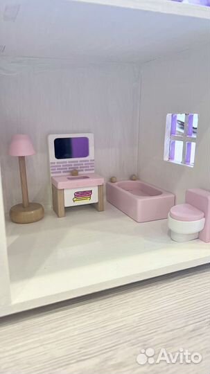 Домик кукольный