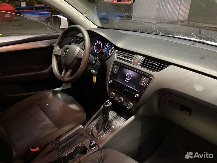 Skoda Octavia 1.6 AT, 2019, 150 000 км