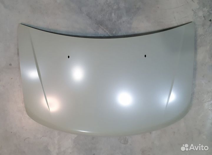 Капот 5330152K20 для Vita FAW