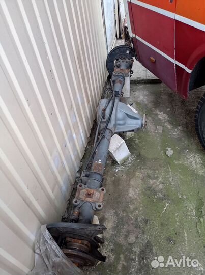 Задний мост Мерседес 315односкатник чулок