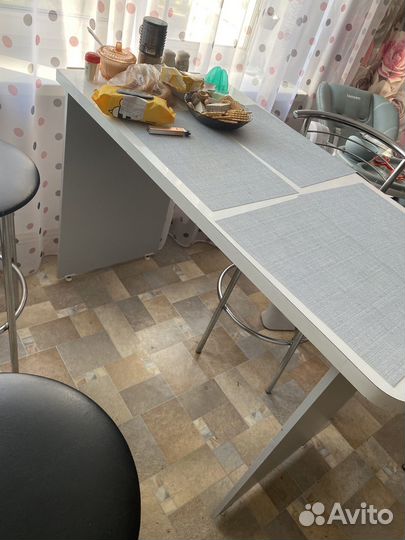 Барный стол