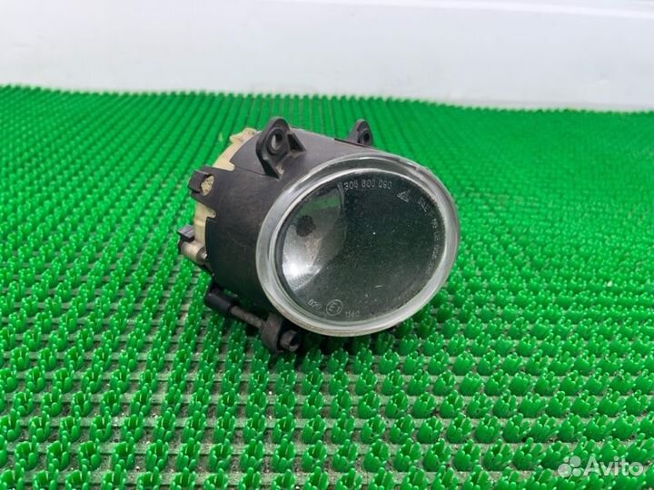 Фара противотуманная передняя левая Ford Mondeo 3