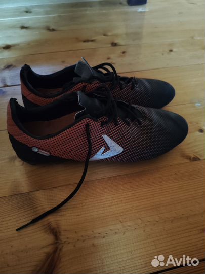 Футбольные бутсы Demix