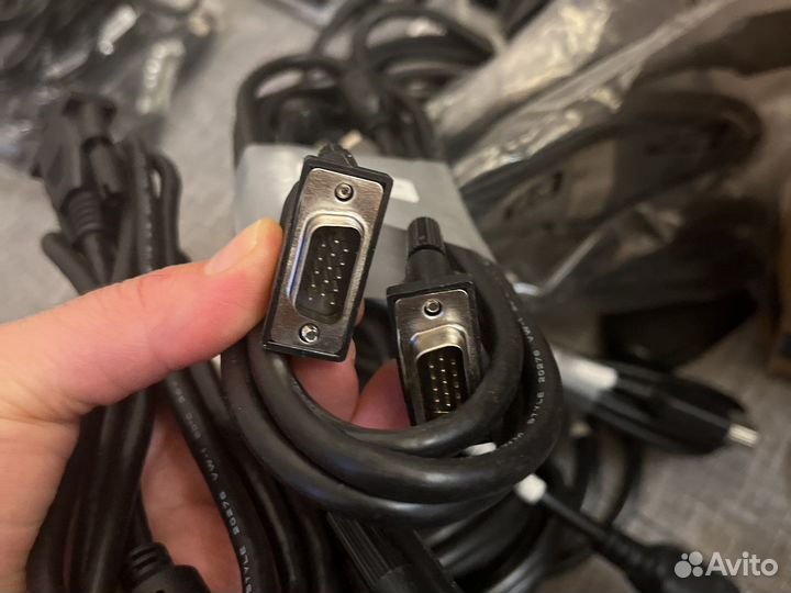 Кабель для компьютера