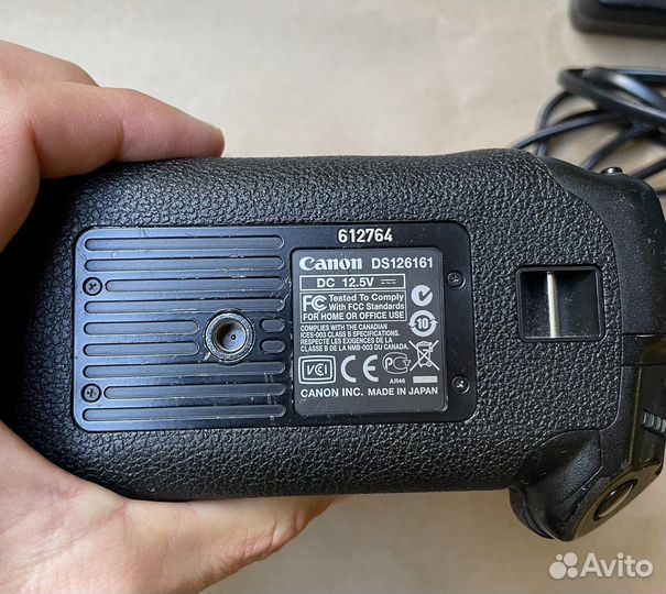 Зеркальный фотоаппарат Canon eos-1 DS Mark3