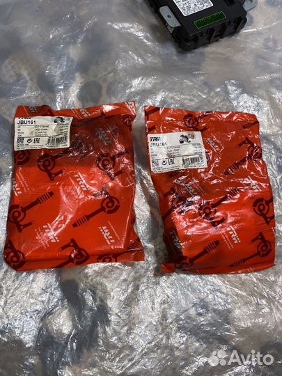 Сайлентблок переднего рычага JBU161