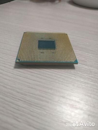 Amd ryzen 3 1200 процессор AM4 в отличном состояни