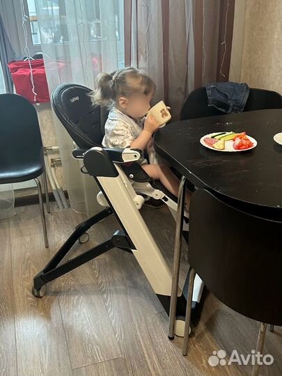 Стульчик для кормления happy baby