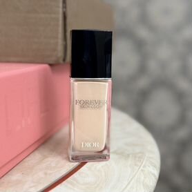 Тональный флюид dior