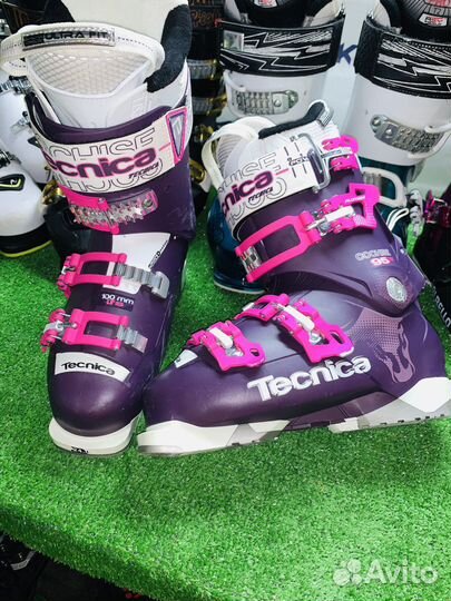 Горнолыжные ботинки