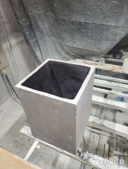 Вазон для цветов из бетона