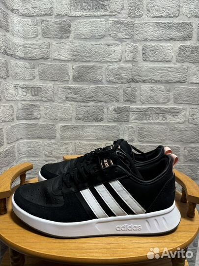 Кроссовки adidas 42 размер