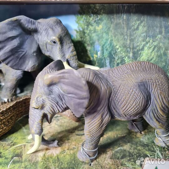 Набор животных Слоны, крокодил арт. 9899-66