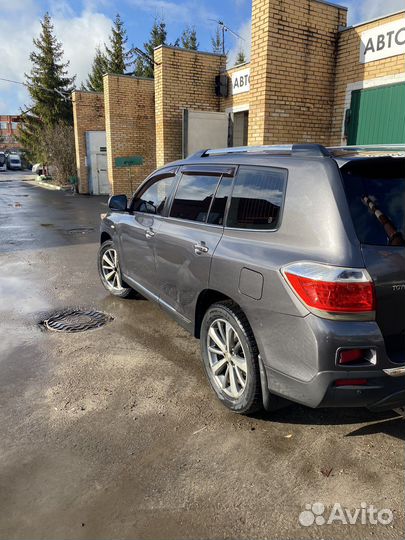 Toyota Highlander 3.5 AT, 2012, 220 000 км