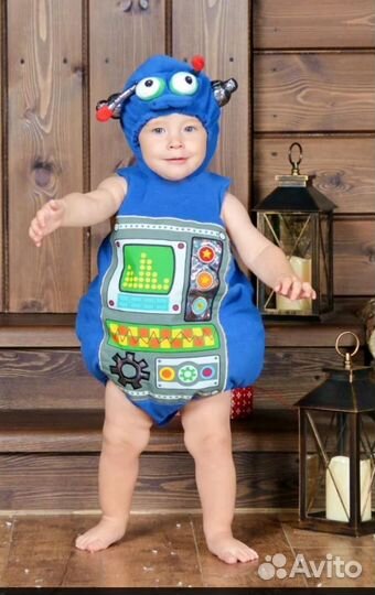 Костюм робот, инопланетянин