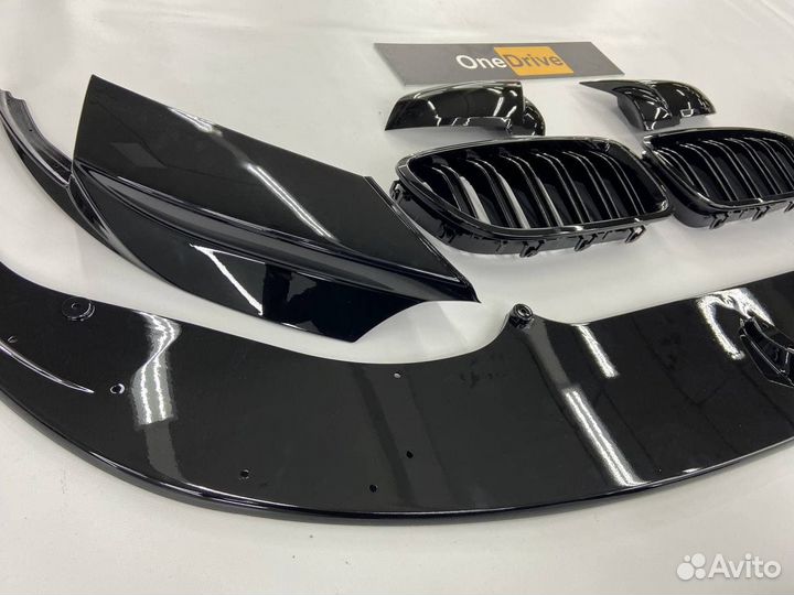 BMW 5 F10 юбка крышки зеркал ноздри М5